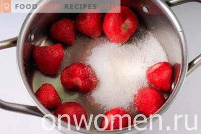 Kissel from frozen strawberries