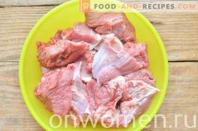 Свинско и говеждо месо в тенджера